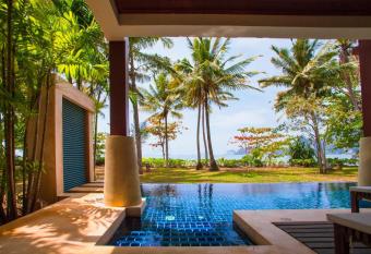 Amatapura Beach Villa 6 has Balcony rooms