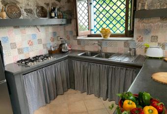 Alemar has Balcony rooms