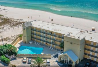 The Reef At Seahaven Beach Resorts allows 18 year olds to book a room