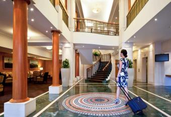 The Sebel Quay West Auckland has Balcony rooms