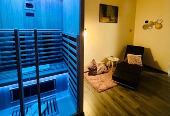 Apartment Buga Bilje allows 18 year olds to book a room