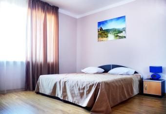 Autopapa has Balcony rooms