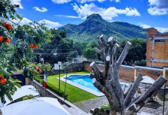 POSADA MEZTLI XICTLI has Balcony rooms
