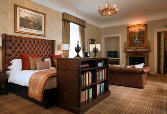 Meldrum House Hotel Golf And Country Estate allows 18 year olds to book a room