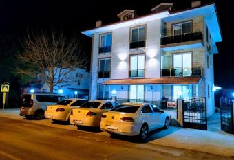 Kaya Houses G  nl  k Daire has Balcony rooms