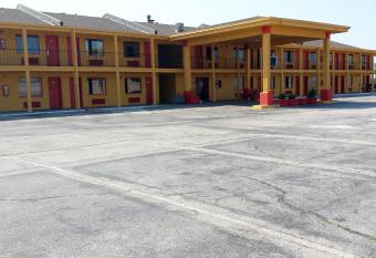 Park Hill Inn And Suites has Smoking rooms