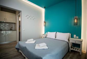 Diamanti Studios has Balcony rooms