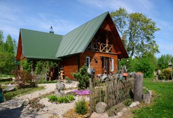 Kaimo turizmo sodyba  has Balcony rooms