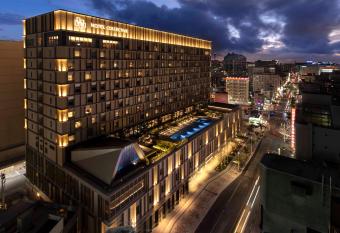 Hotel Collective allows 18 year olds to book a room