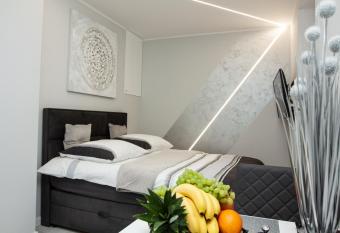 Novel Mini allows 18 year olds to book a room