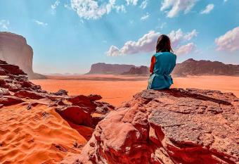 moon city with sunset tour has Balcony rooms