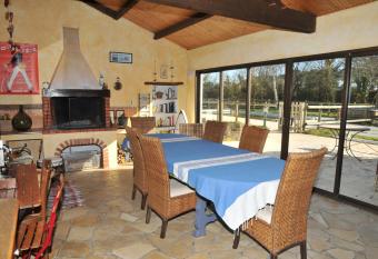 Les Herbens allows 18 year olds to book a room