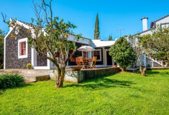 Quinta dos Reis allows 18 year olds to book a room