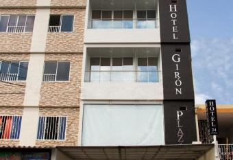 Hotel Gir  n Plaza has Balcony rooms