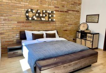 Sandra s Lounge has Balcony rooms