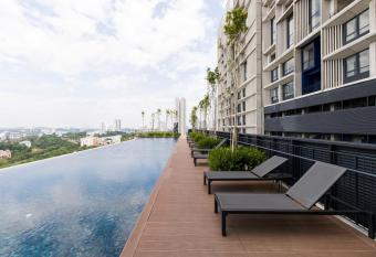 Tamarind Suites@Cyberjaya allows 18 year olds to book a room