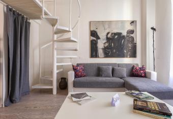 Italianway - Ripa di Porta Ticinese 17 allows 18 year olds to book a room