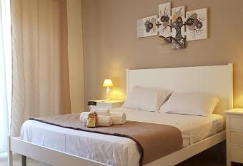 Royal House has Balcony rooms