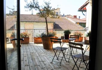 Bellavista Suite has Balcony rooms