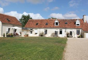 Domaine de Praline l ensemble has Balcony rooms