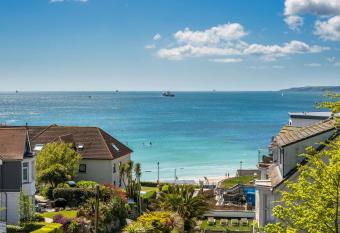 Bosanneth has Balcony rooms