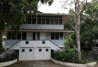 Casa completa en Gamboa, Canal de Panam   has Balcony rooms