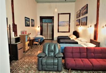 Suite Vintage allows 18 year olds to book a room