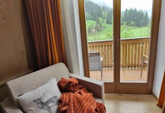 Hotel Alpenblick has Balcony rooms