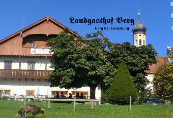 Landgasthof Berg has Balcony rooms