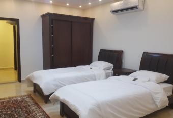 Sultan Home has Balcony rooms