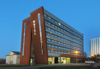 Aurora Hotel Klaipeda allows 18 year olds to book a room