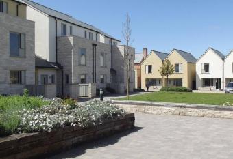 Olympic Village Home - Victory allows 18 year olds to book a room