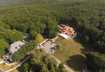 Hotel Ivanov Konak has Balcony rooms
