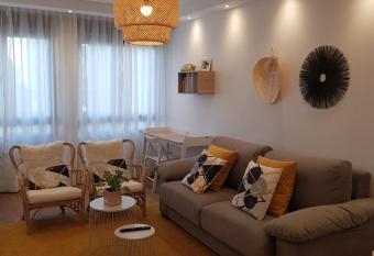 Fuente Foncalada Oviedo Centro Gascona allows 18 year olds to book a room