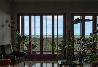 Villa Curiel has Balcony rooms