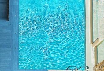 Core Hotel allows 18 year olds to book a room