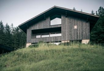Luxus Chalet Quellhaus has Balcony rooms