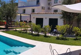 Casa los tejones has Balcony rooms