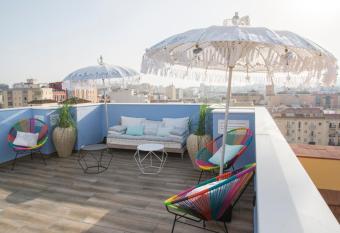 Apartamentos Avenue Rooms allows 18 year olds to book a room