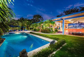 Boutique Hotel Luna Azul has Balcony rooms