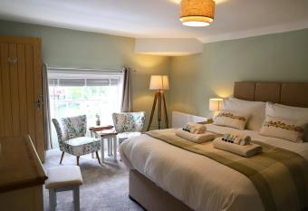 Bridgeside Rooms allows 18 year olds to book a room