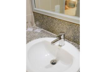 Town in Town Hotel Bangkok - SHA Plus has rooms with a private hot tub