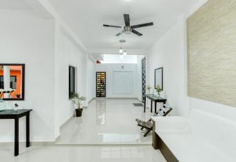 Hotel Casa Ariana allows 18 year olds to book a room