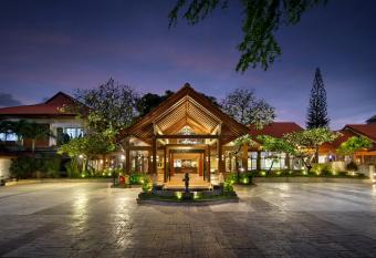 Grand Istana Rama Hotel has Balcony rooms