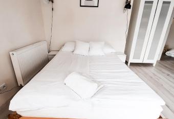 Apartament Krak  w Arena has Balcony rooms