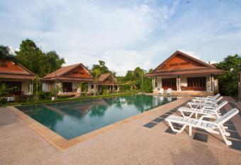 Oscar Villa Aonang Krabi - Free Shuttle Bus to The Beach has Balcony rooms