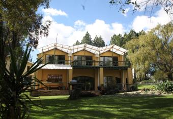 Vale2Vaal has rooms with a private hot tub