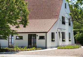 De Gulle Beemden allows 18 year olds to book a room