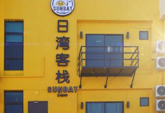 SUNBAY INN has Balcony rooms