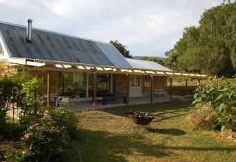 Rosendale Stables has Balcony rooms